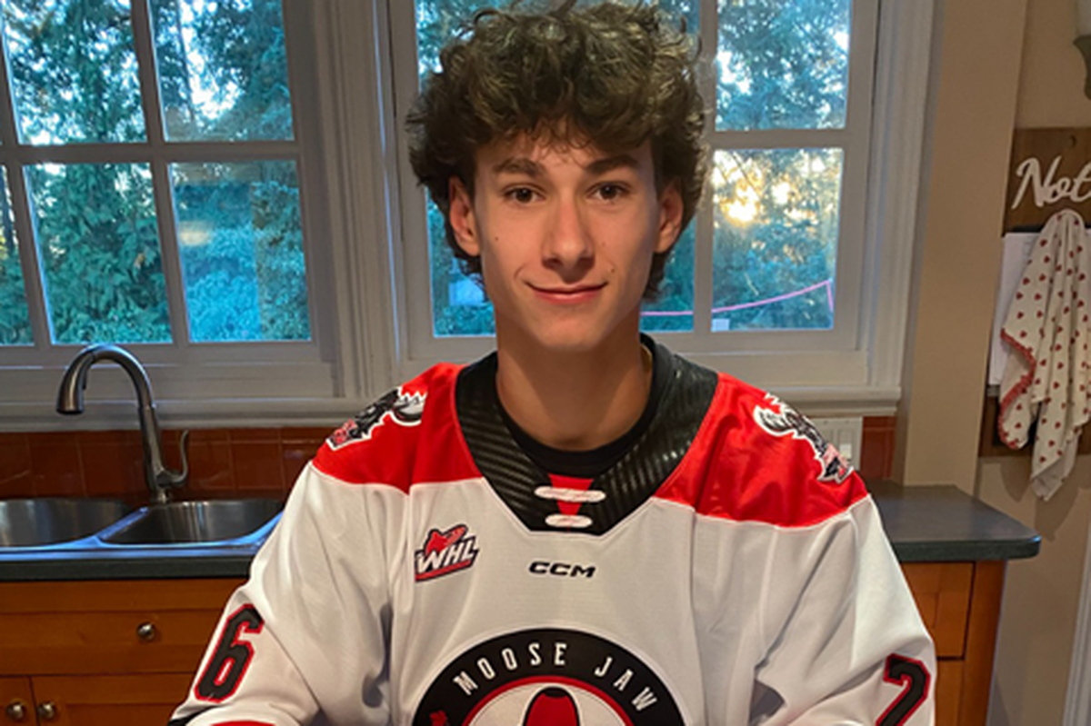 Michael Puddicombe Signs with Moose Jaw Warriors image